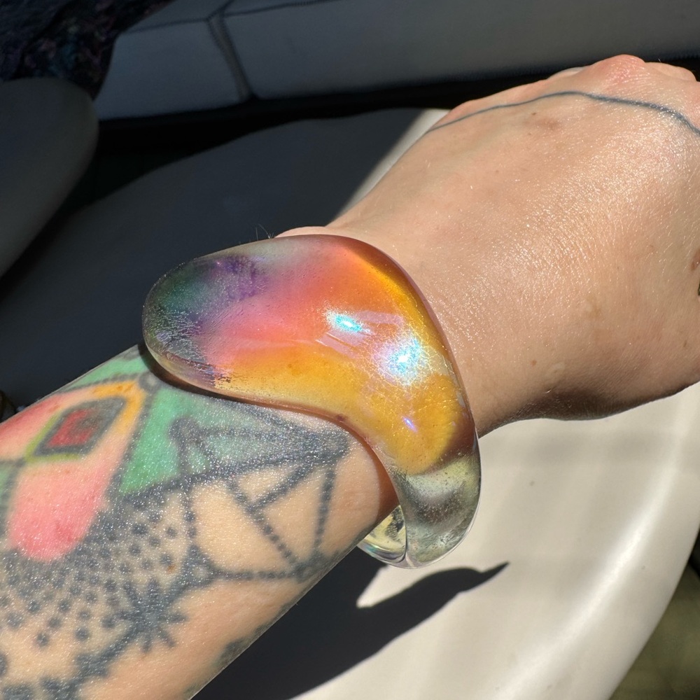 Iridescent Wave Cuff Bracelet NEW - Picture 3 of 6